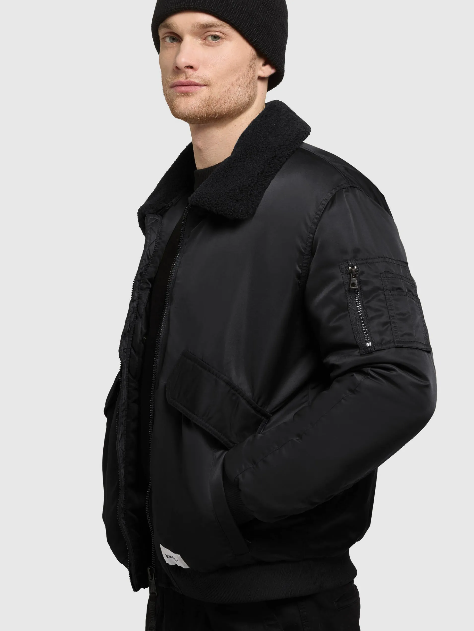 Jacke GROUND BLACK