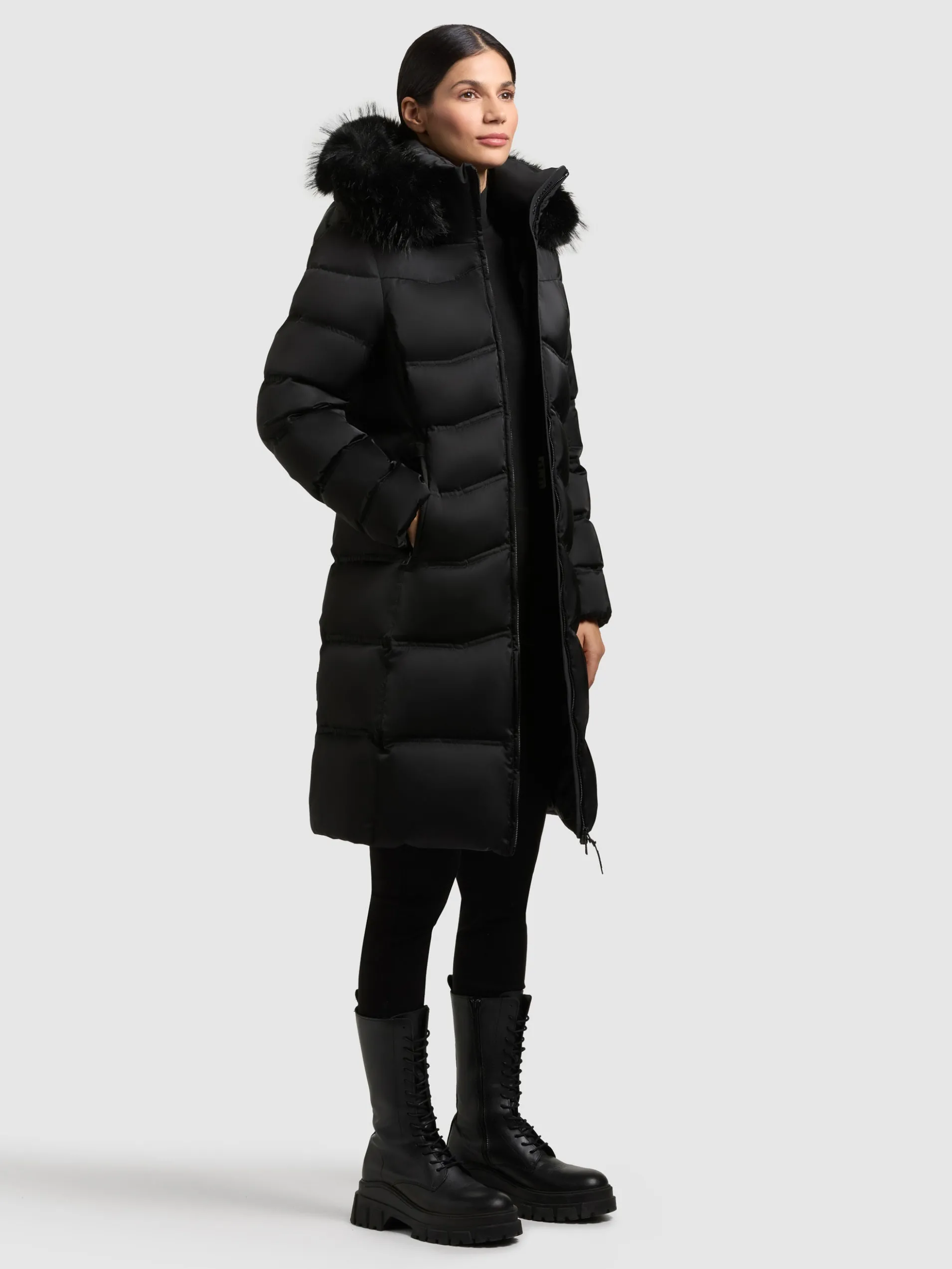 Mantel AKKIE BLACK