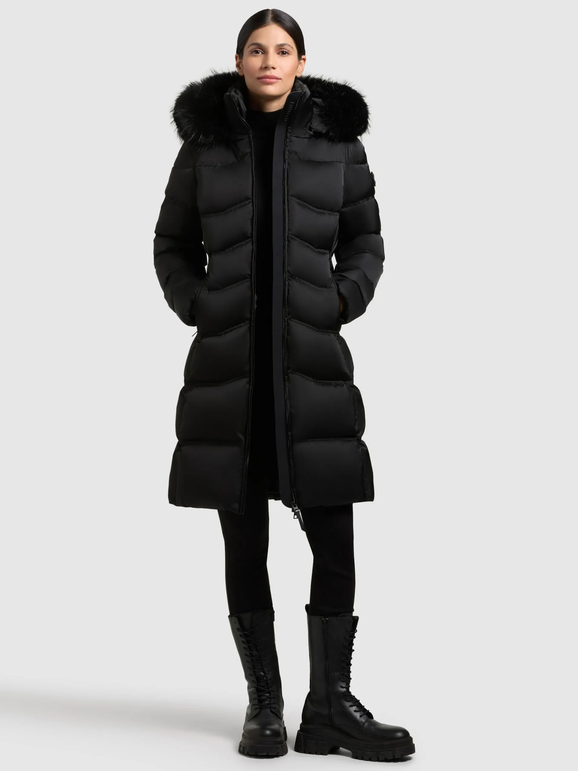 Mantel AKKIE BLACK