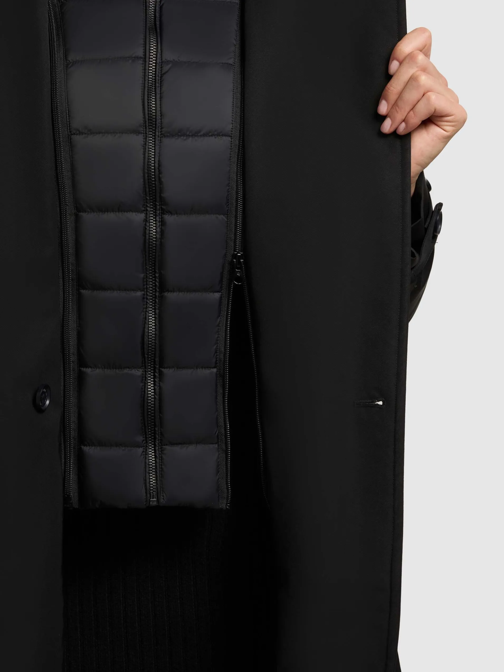 Mantel GORA BLACK