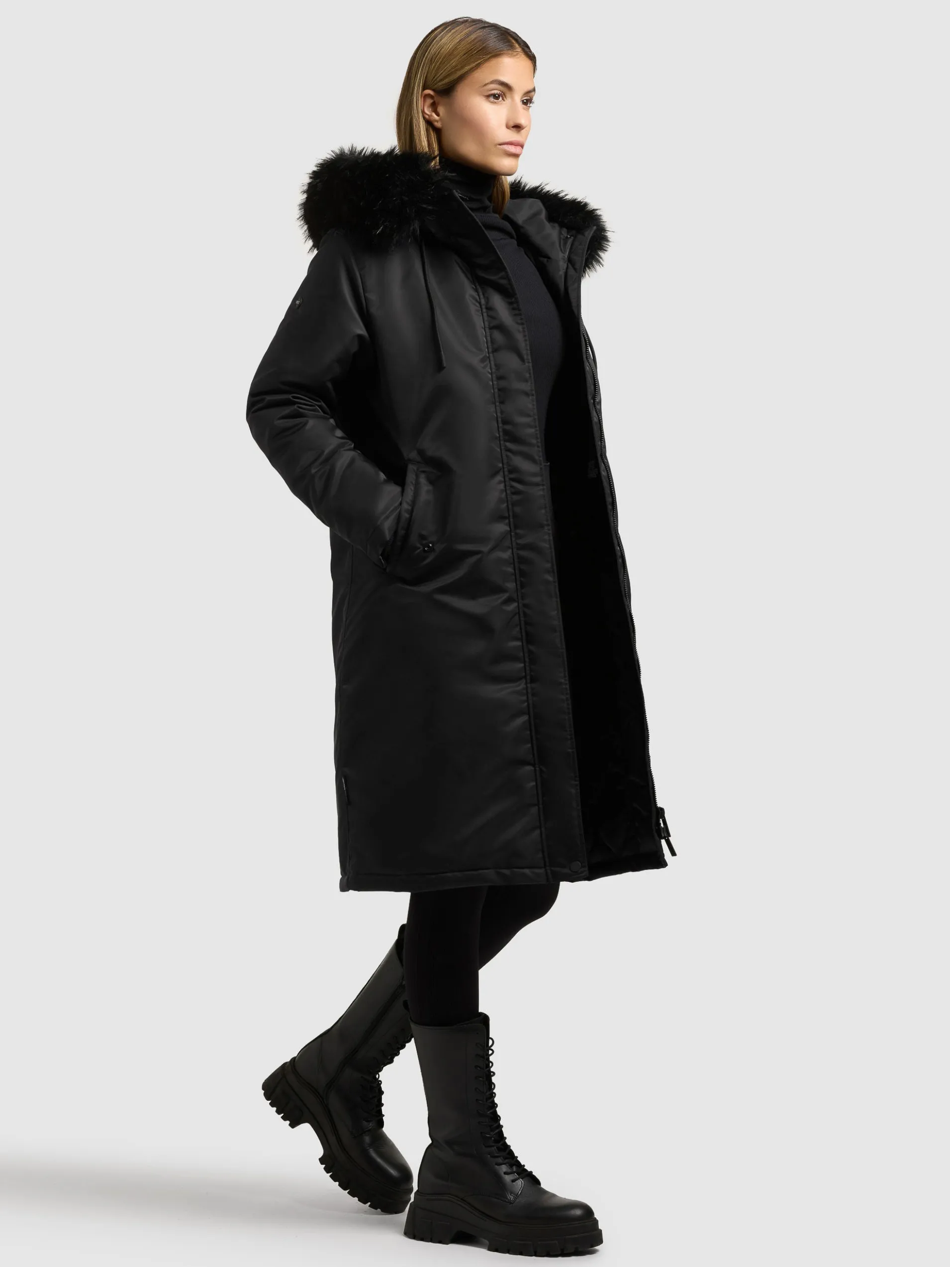 Mantel JILLA BLACK
