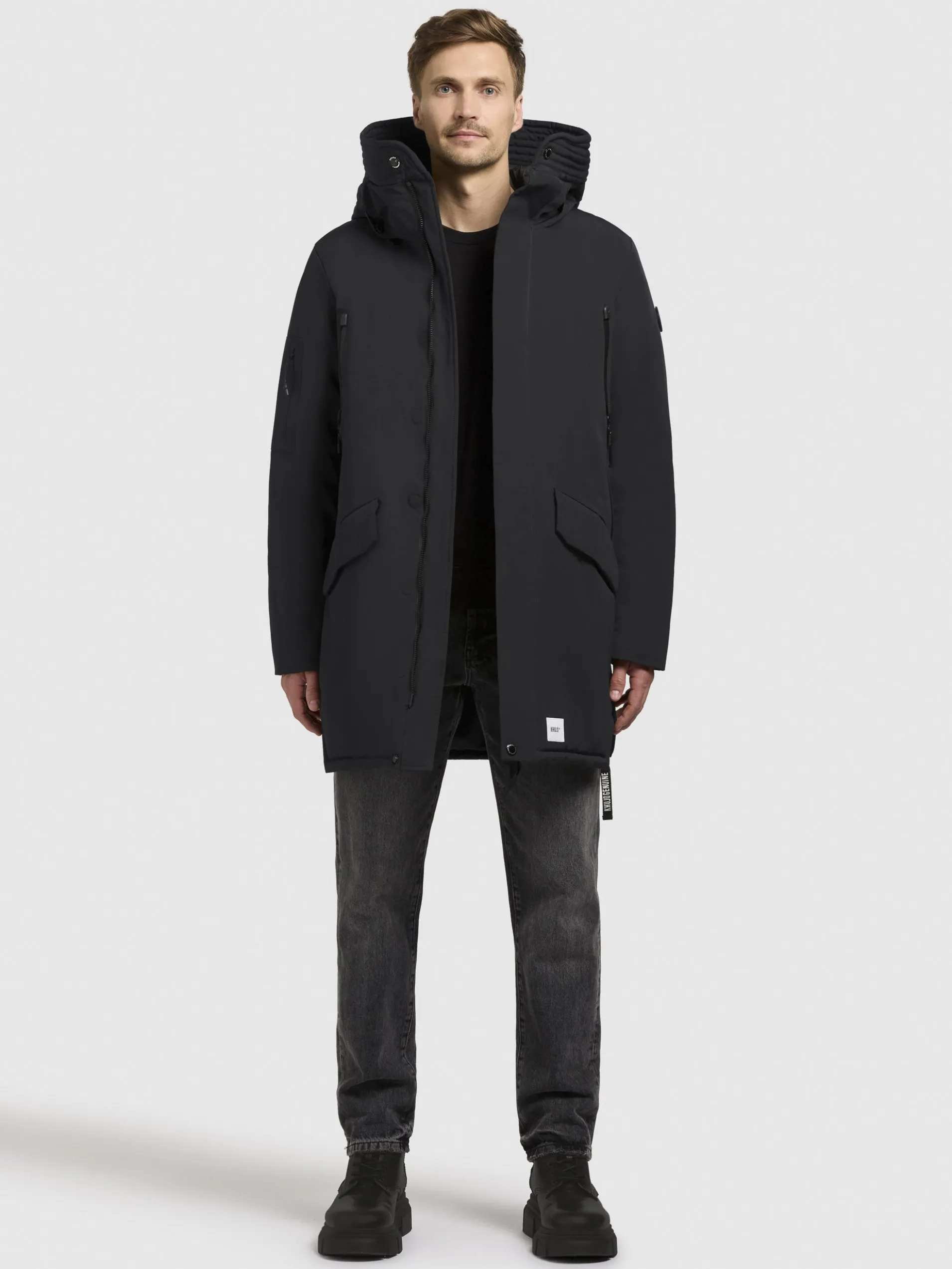 Mantel LARC Schwarz