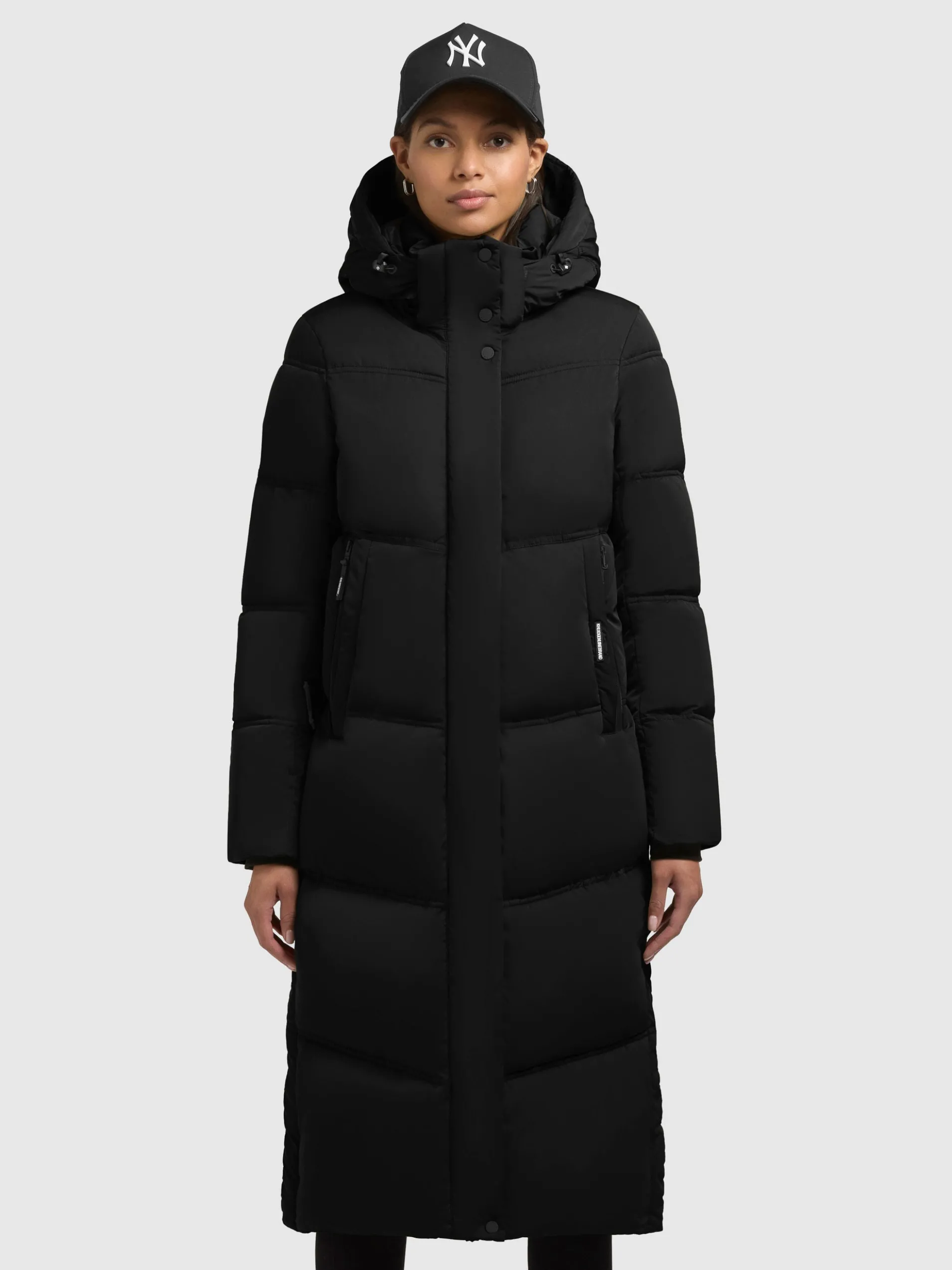 Mantel LUGA2 BLACK