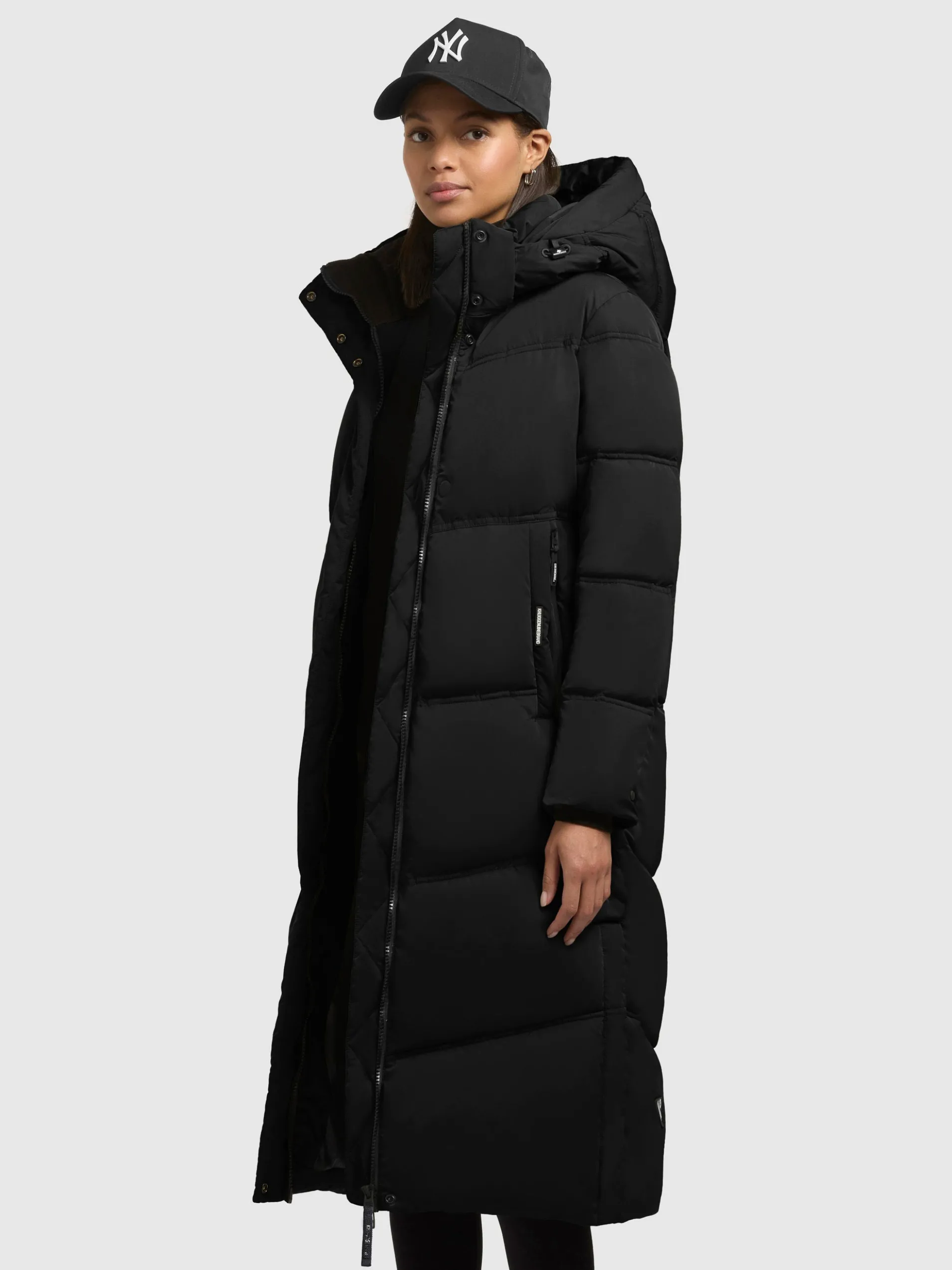 Mantel LUGA2 BLACK