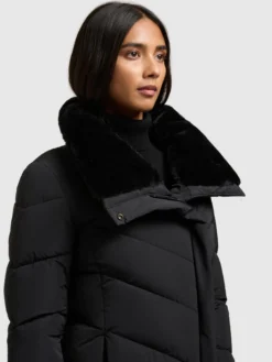 Mantel NYOMI BLACK