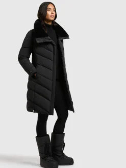 Mantel NYOMI BLACK