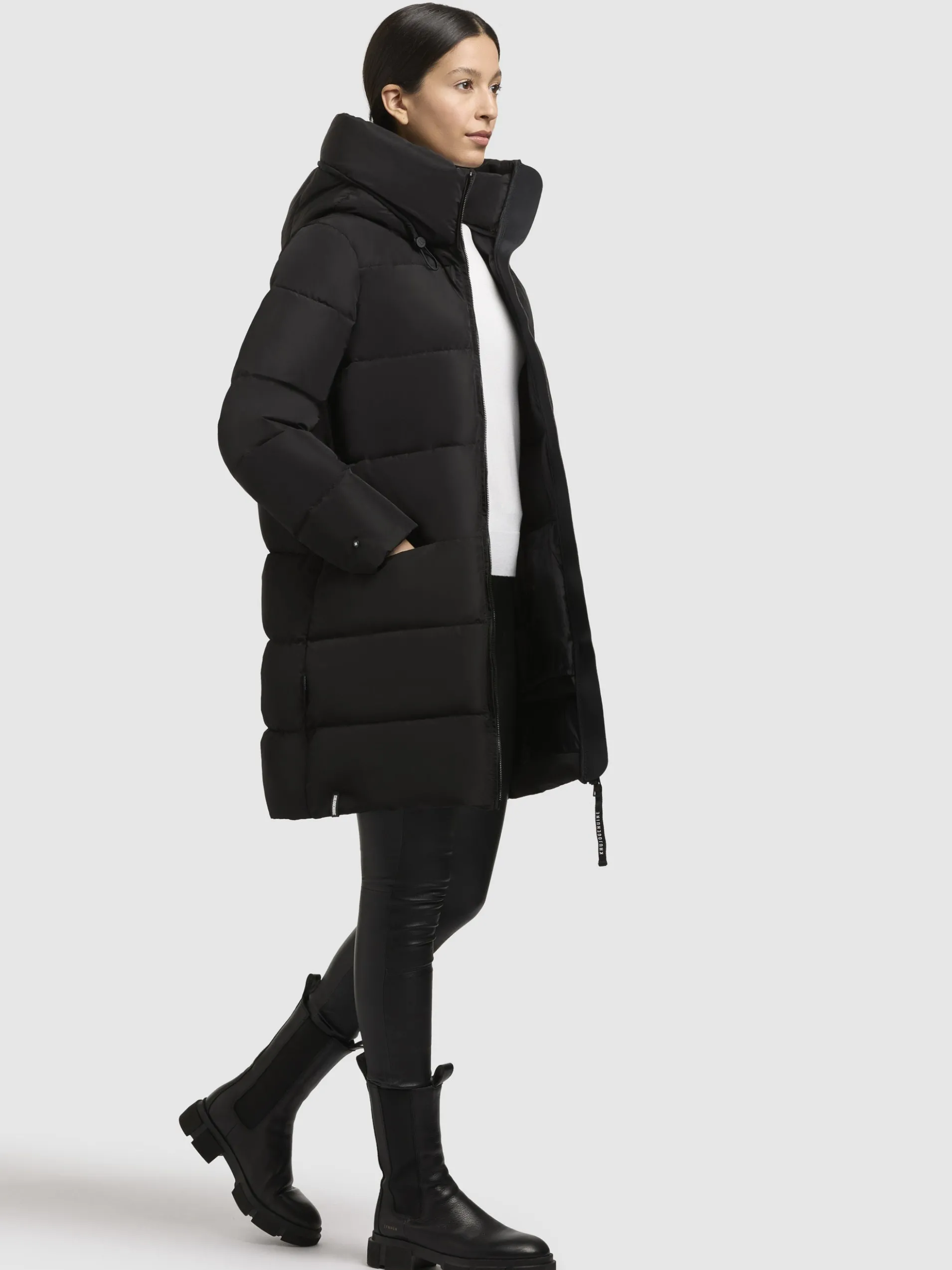 Mantel PHIA Schwarz