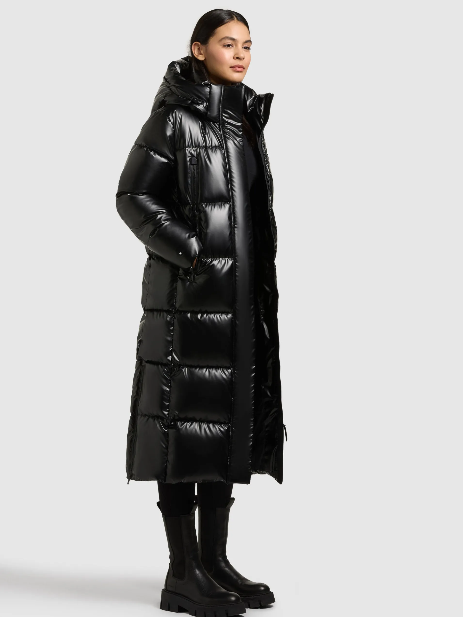 Mantel RUBINA2 SHINY BLACK