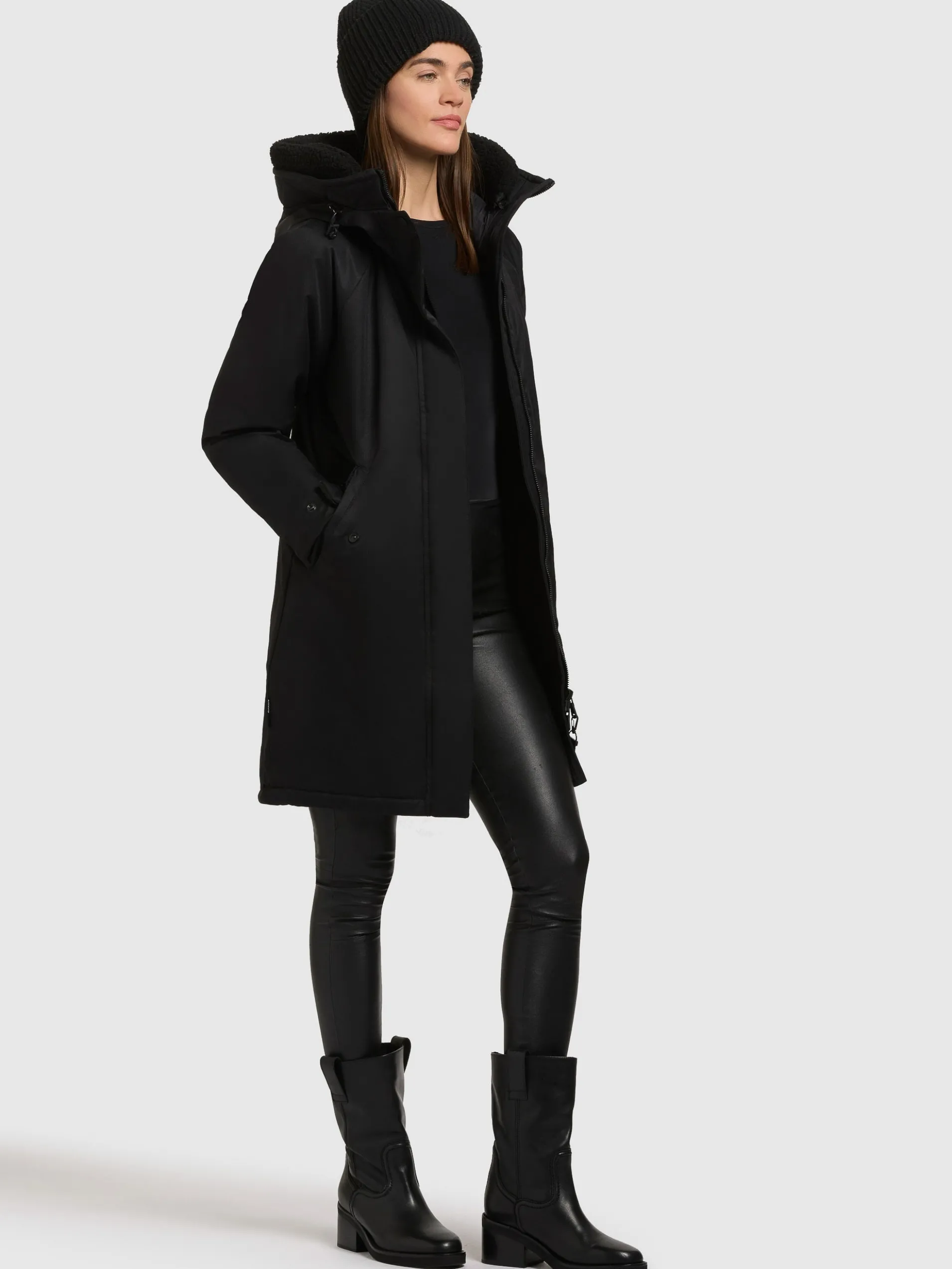 Mantel SEMIE2 BLACK
